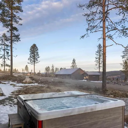 Luxury Hot Tub And Sauna